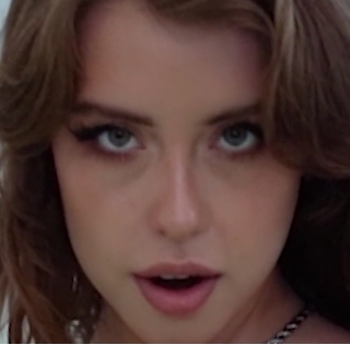 纹身妹暴力走后门最新合集1V未知G，给力挑战