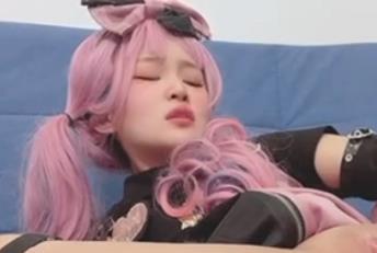 顶级内部网红喷泉美女合集1V675M优质身材，大神自剪出品