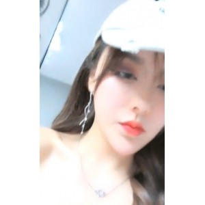 美臀女神唐泽雪最新合集203V153G，完美身材收藏必备