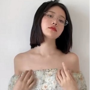 模特年年甜美合集104套32.7G，百度ED2K收藏389