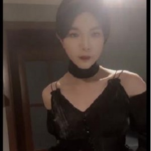 TS合集视频平台潼潼魅力男孩最新合集18V2.4G，化妆与服装多样，尽显男人气息