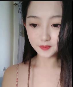 福利姬自拍平台道具秀妹妹抱抱合集4V2.1G，颜值身材在线