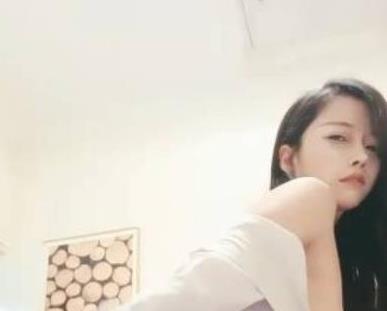 虎牙高冷御姐一库一库大胆自我安慰合集1G，精心整理，绅士们速来！