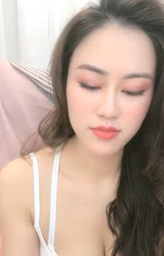 快手甜美小叶璇最新合集43V26.9G，收藏42