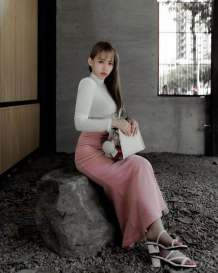 转载百度盘性感老师Nina大罩杯胖臀最新合集57P129V+20.3G，解压下载提示