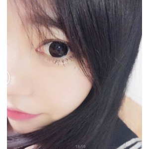 网红少女痕痕可甜可咸最新合集32V45G，水汪汪大眼睛