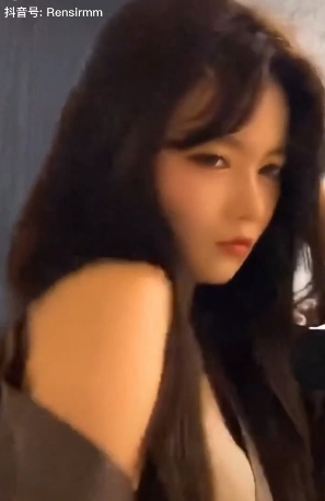 百度云欲望合集丽姬之欢最新视频12V4G，相亲幽会三人心情