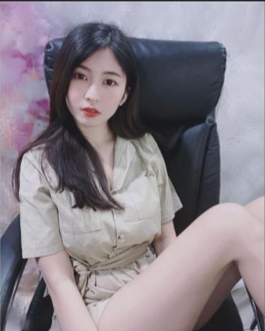 社区舞蹈82社区生女神LiSa最新合集1VXXG，舞动魅力