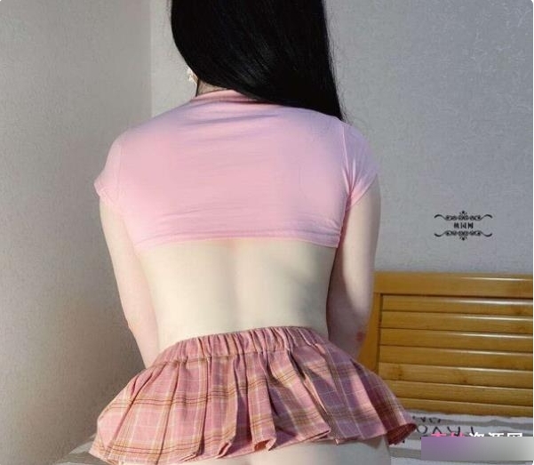 国人某推粉嫩百变小仙女妮妮柠檬酱最新作品合集54V5.7GB，性感风格多变