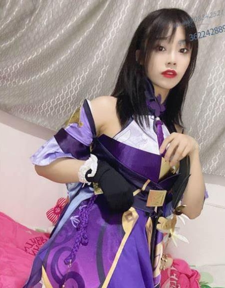 虎牙超高人气清纯可爱罗莉大球最新合集1V2.3G，反差婊魅力尽显