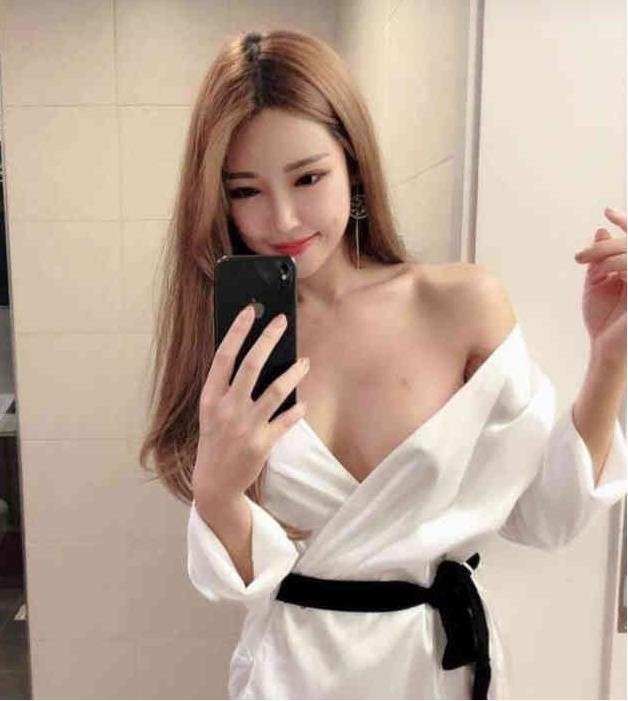 高颜值妹子私密作品珍贵合集1V1G，某推展示