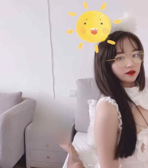 斗鱼不见星空精彩合集，10部，5G，颜值高，身材出众，粉粉嫩嫩