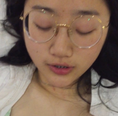 眼镜妹小冰私密照片+视频合集6部2.45G