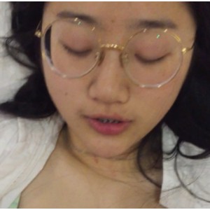 眼镜妹小冰私密照片+视频合集6部2.45G