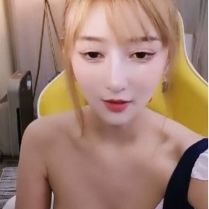 小唯御姐直播合集8部5.5G迷离诱人