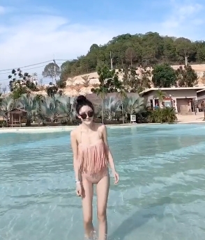 抖音288部女神素颜视频988MB太心动了