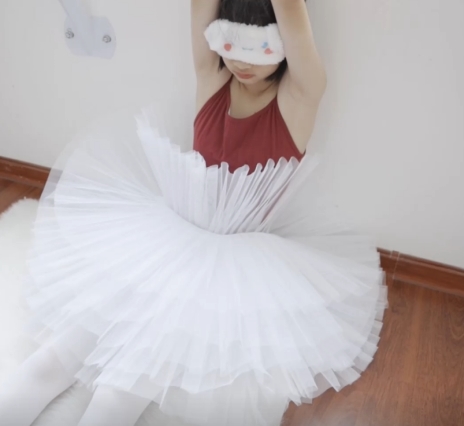 虎牙白丝芭蕾妹1V1.17G嘴上功夫特训