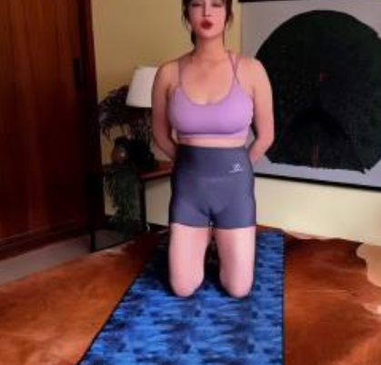 推特kkyyds98胖臀合集4.44G视觉炸弹