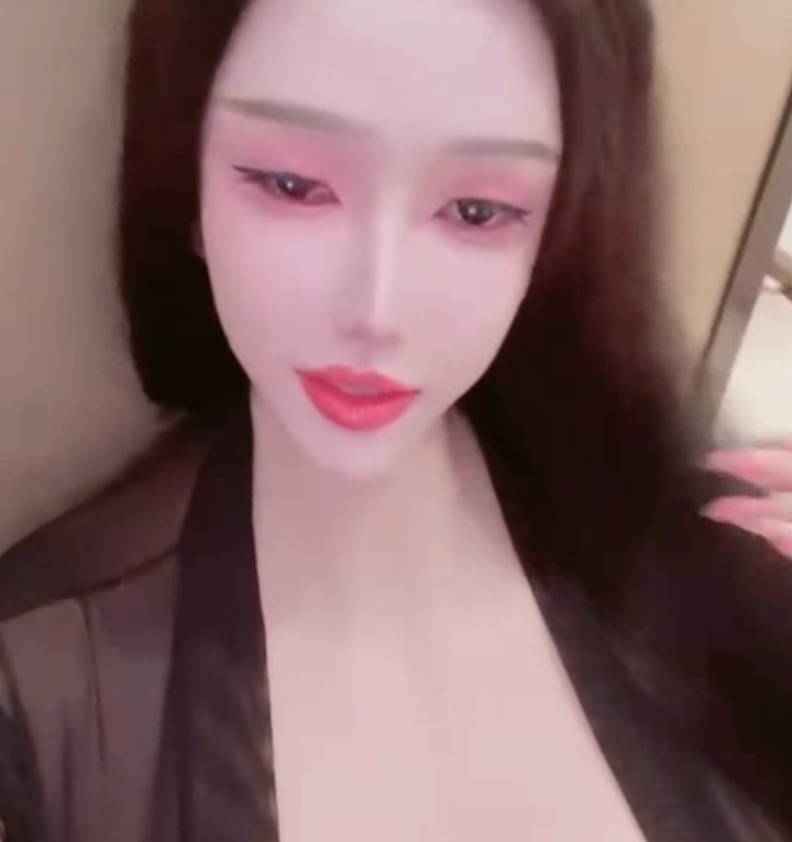 推特拉链顾灵曦内衣秀合集46v4.6g太嫩了