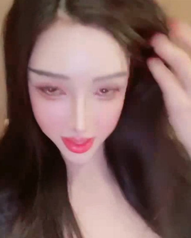 推特拉链顾灵曦内衣秀合集46v4.6g太嫩了