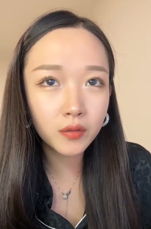 妹子叭嗦眼镜御姐合集57部48.6G太顶了