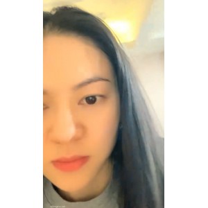 妖娆小宝贝高铁私密视频合集9部奥迪车内互动2.3G这姿势太绝了