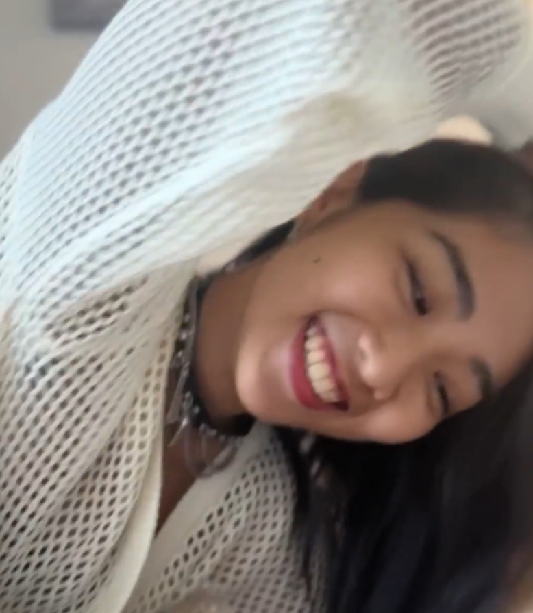 推特兔子布朗尼私拍20V4.75G纯欲天花板