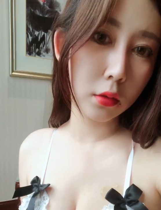 上海车模李雅nova高清合集152部31.3G视觉盛宴