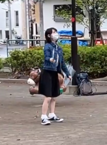 FC2暗黑王子绝密展示痴汉实录3V2.5G深夜专供