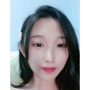 小九玥蜜桃臀自拍1v0.99G推特优质展示