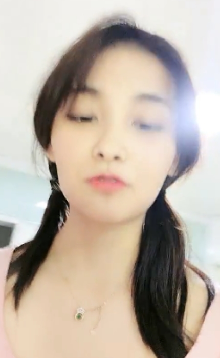 学妹little微胖合集75部74.3G珍藏版