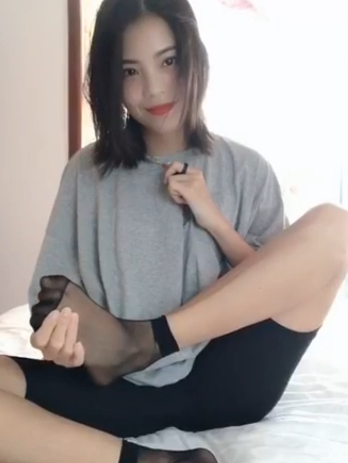 易直播木子丝足秀合集401MB优质美足