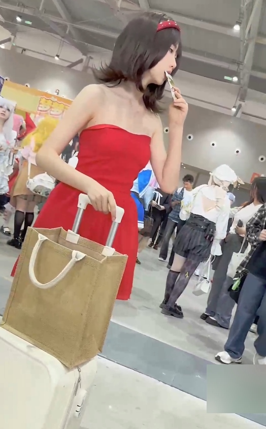 街拍KFC绝版合集15V1.92GB