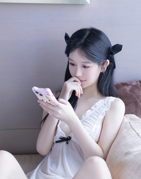 谢小蒽望远镜偷窥私密合集88部2G太顶了