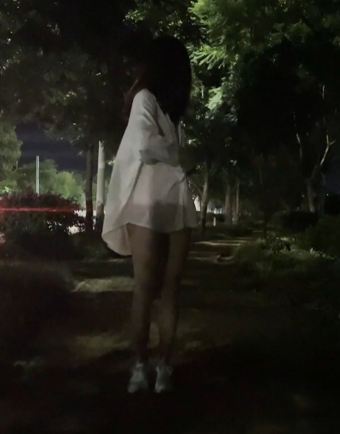 小小星推特户外9v合集9G丰满展示