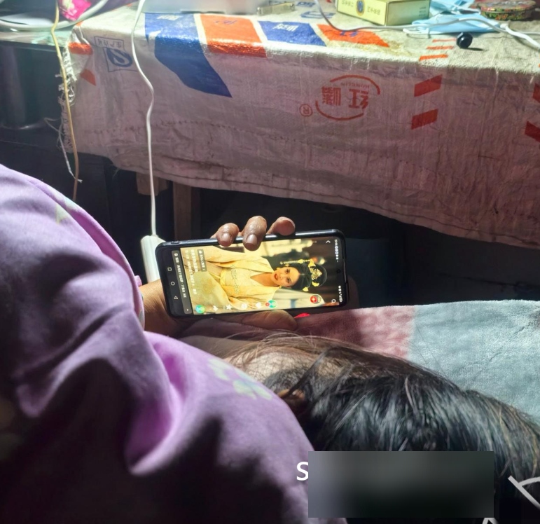 P站艺术家实在小李子家庭时光珍藏经典难忘601.5MB