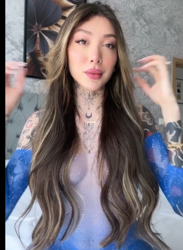 推特EmaMoscardini伪娘视频93部16G优质