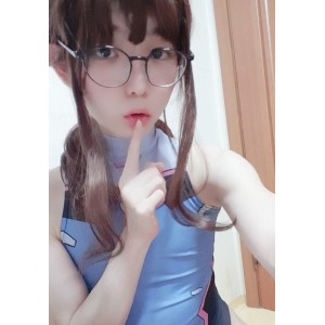 韩国妖精Ywzzz伪娘特别收录825v59g