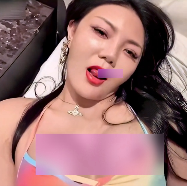 1部2.11GB大象传媒朋友女友私密作品好顶哦