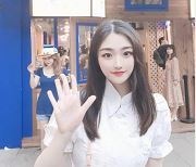 南航丰腴空乘二度幽会视频1V5.7G八字大奈太顶了