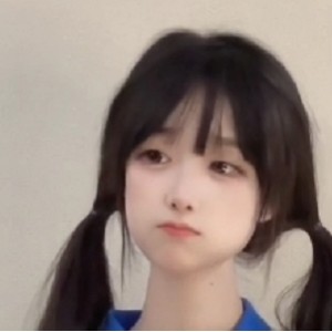 酒店俏学妹娇嫩1V视频877M撩人十足